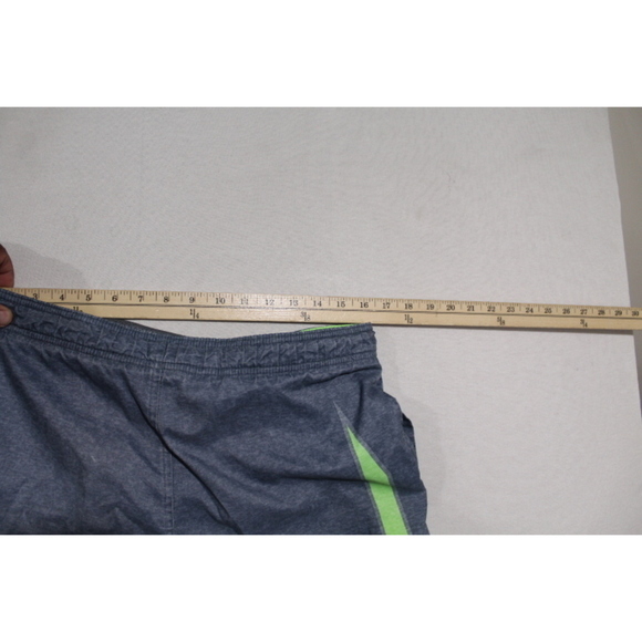 Nike Men Gray Yellow Board Shorts Summer Size Small - Picture 8 of 9